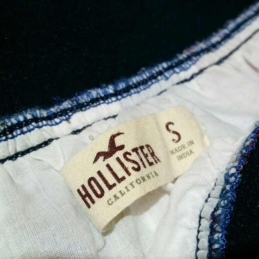 Hollister mini skirt - Picture 3 of 7